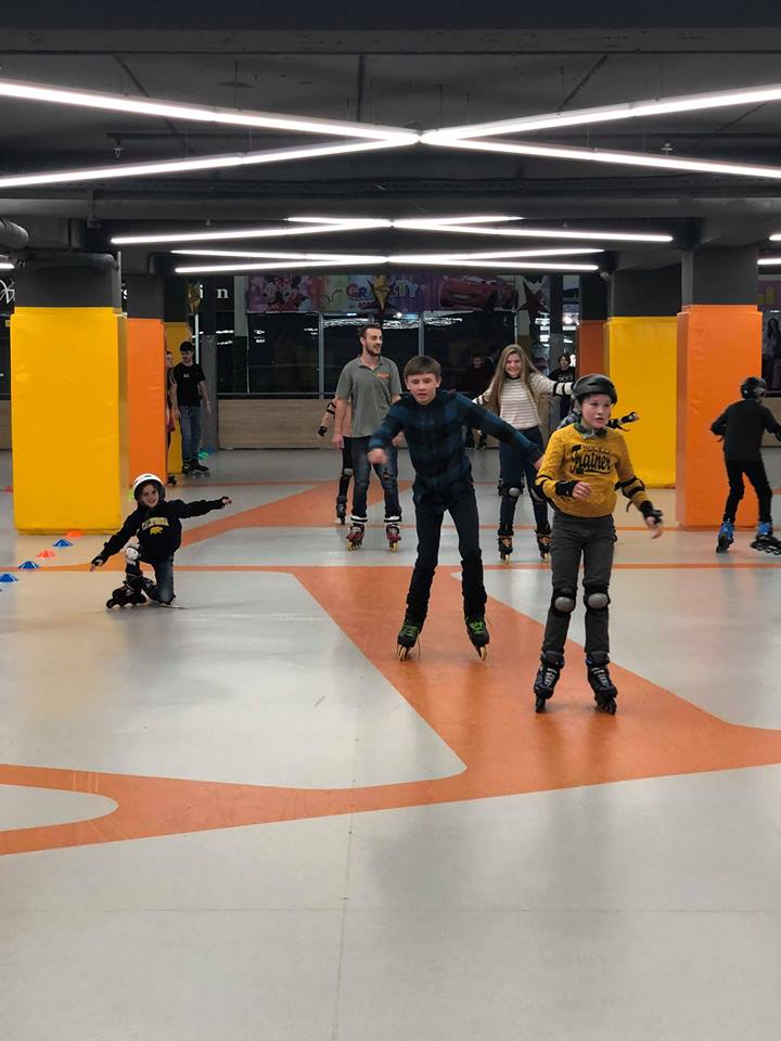 Tânără participantă premiată la Roller Park